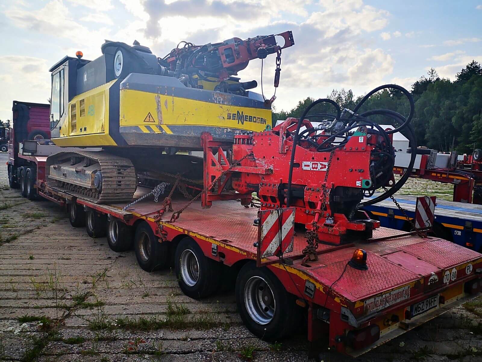 Перевозка дробильных установок Sennebogen