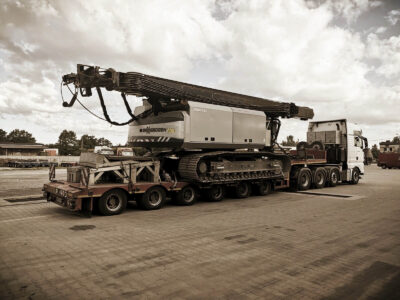 Перевозка дробильных установок Sennebogen